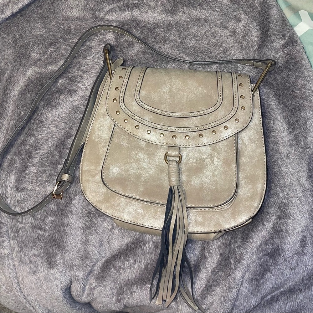 Franco Sarto Beautiful Saddle Bag *make offers* - Picture 4 of 14